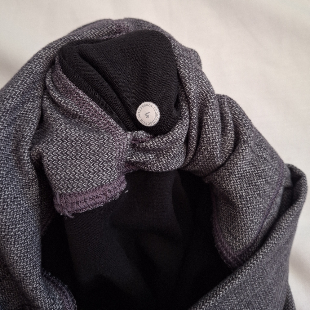 Lululemon Kid's,Gray High-Waisted Leggings - Picture 5 of 6